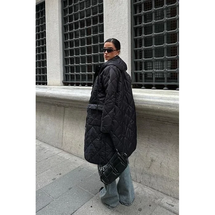 Fermuar Ve Kapşonlu Uzun Kapitone Mont 7062