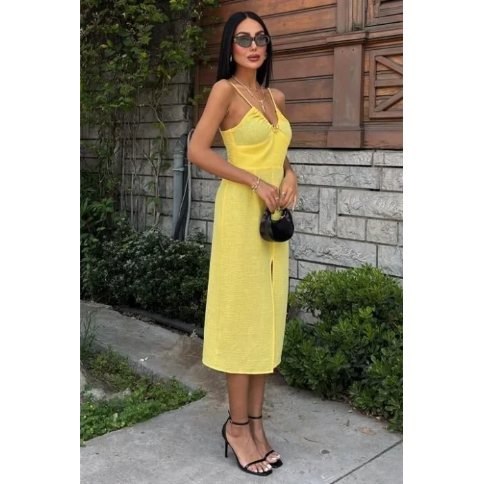 Göğsü Aksesuarlı Önü Yırtmaçlı Elbise 2899