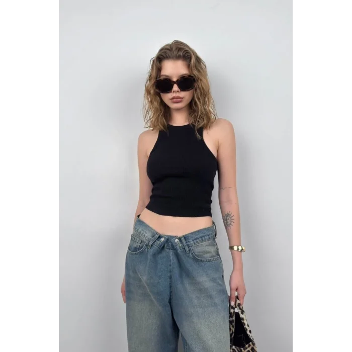 Halter Yaka Kolsuz Bluz