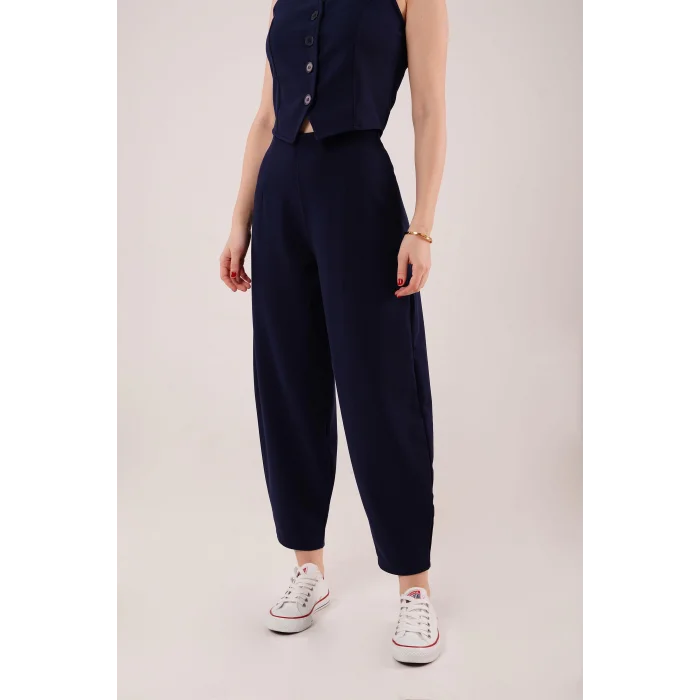 Havuç Kesim Lacivert Pantolon