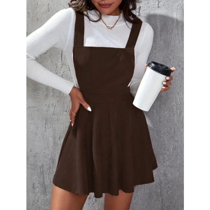 Kadın Askılı Sırttan çapraz Detaylı Kısa Kiloş Kadife Mini Elbise