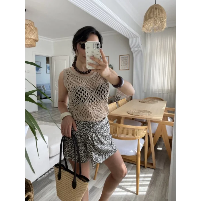 Kadın Askılı Yuvarlak Yaka Geometrik Desenli Triko Bluz