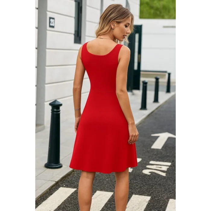 Kadın Askılı Yuvarlak Yaka Kısa Viskon Elbise