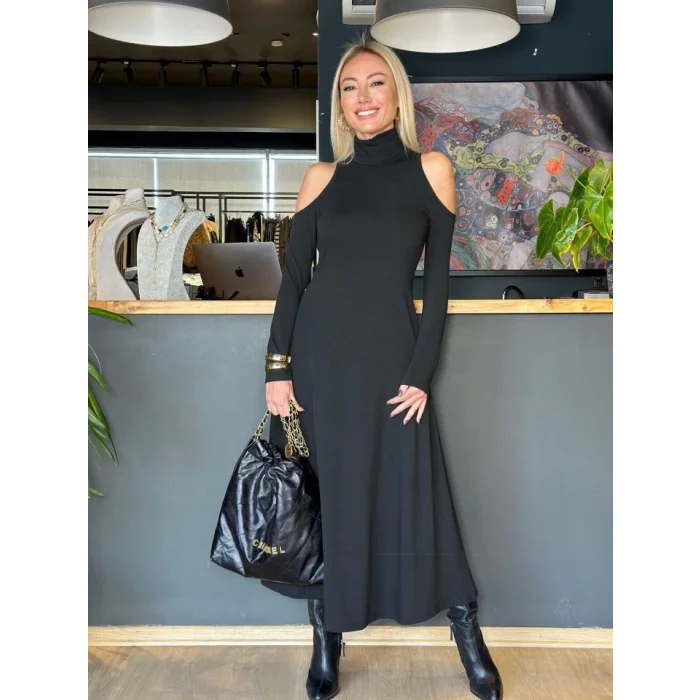 Kadın Balıkçı Yaka Omuzlardan Açık Uzun Kollu Janjan Krep Elbise