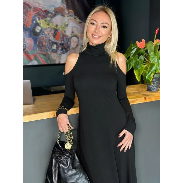 Kadın Balıkçı Yaka Omuzlardan Açık Uzun Kollu Janjan Krep Elbise