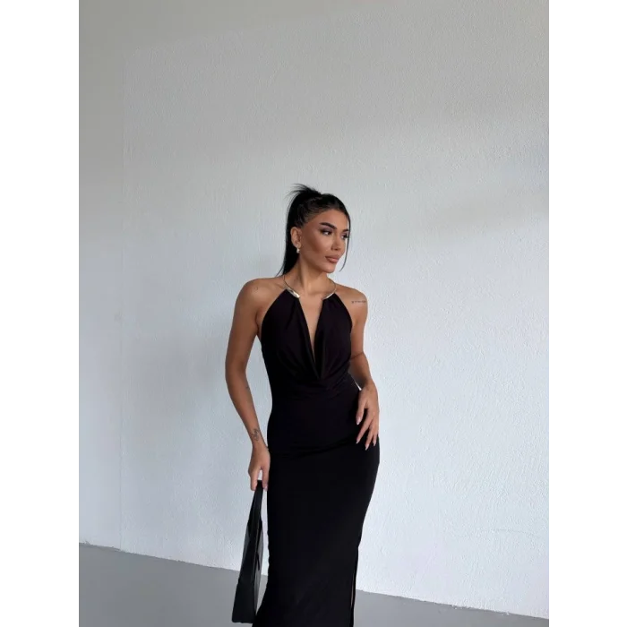 Kadın Boyun Aksesuarlı Halter Yaka Maxi Boy Sandy Kumaş Elbise