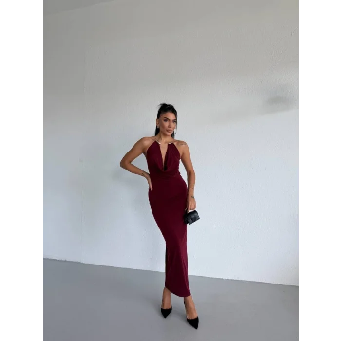 Kadın Boyun Aksesuarlı Halter Yaka Maxi Boy Sandy Kumaş Elbise