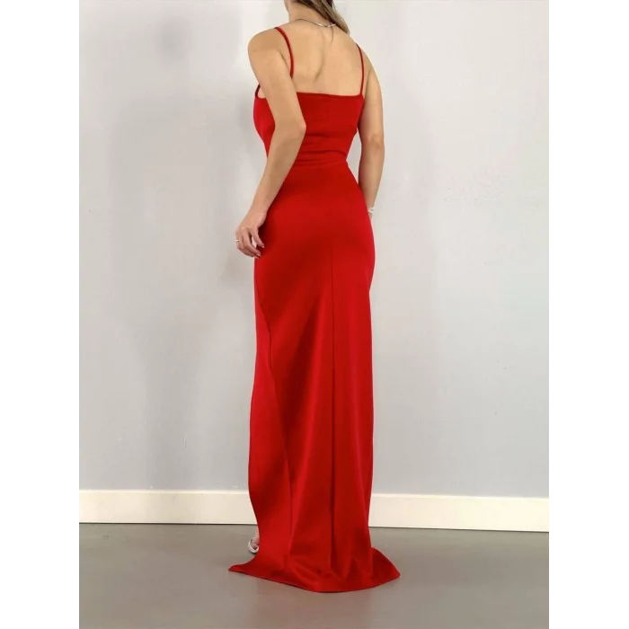 Kadın Dalgıç Kumaş Askılı Yırtmaç Detaylı V Yaka Maxi Boy Elbise