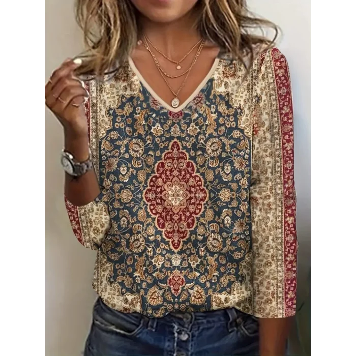 Kadın Truvakarkollu V Yakalı Etnik Desenli Süprem Bluz