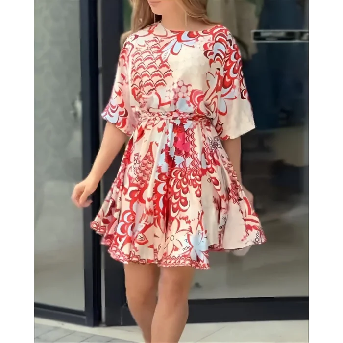 Kadın Kısa Balon Kollu Yuvarlak Yakalı Pileli Desenli Mini Elbise