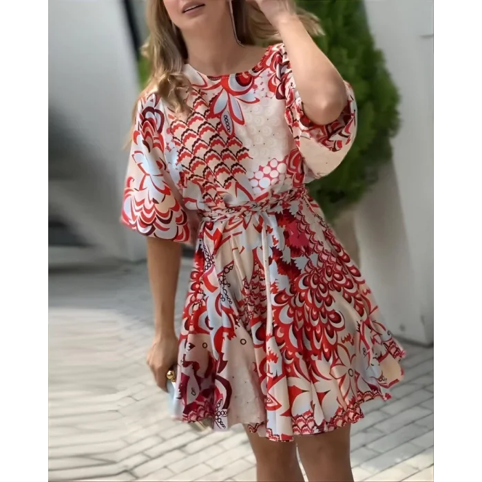 Kadın Kısa Balon Kollu Yuvarlak Yakalı Pileli Desenli Mini Elbise