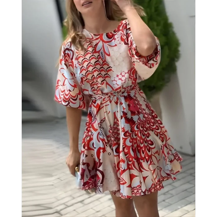 Kadın Kısa Balon Kollu Yuvarlak Yakalı Pileli Desenli Mini Elbise