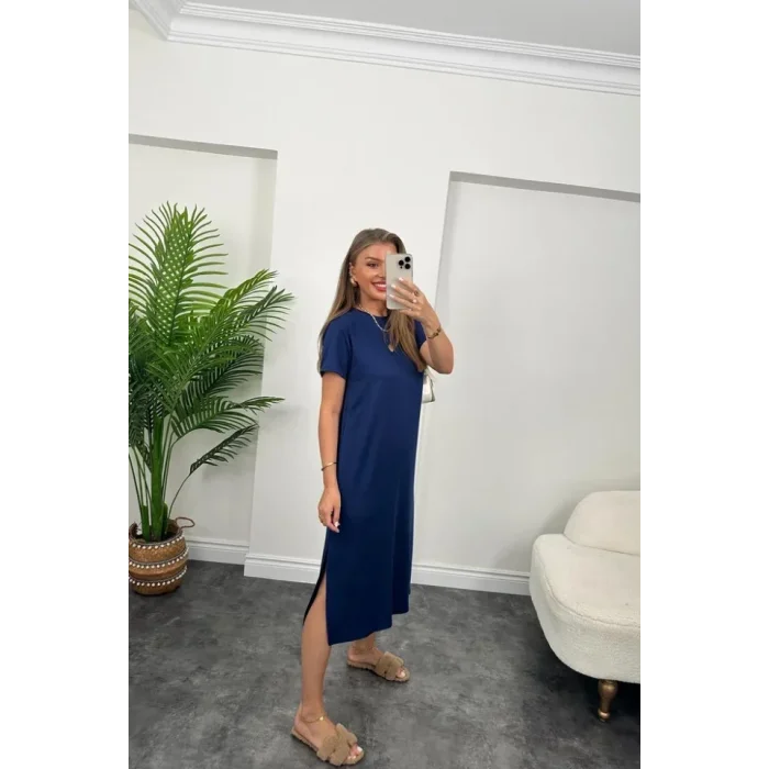 Kadın Kısa Kollu Yırtmaç Detaylı Salaş Viskon Elbise