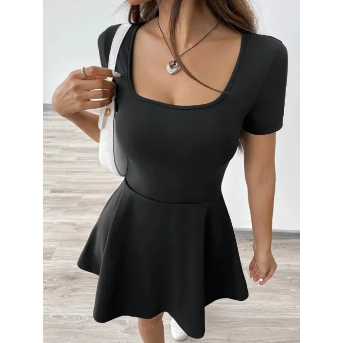 Kadın Kısa Kollu Kare Yaka Short Detaylı Cepli Dalgıç Elbise