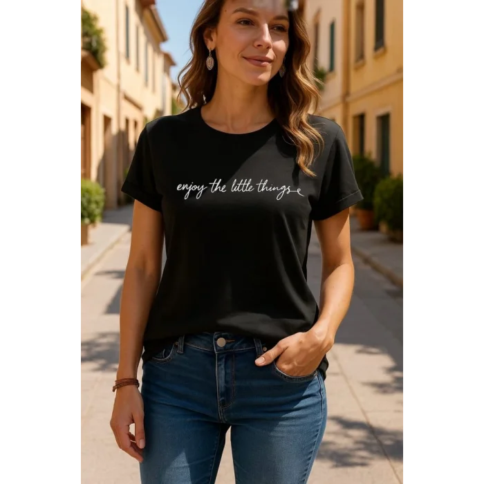 Kadın Kısa Kollu önü Yazı Baskılı Basic Süprem Bluz