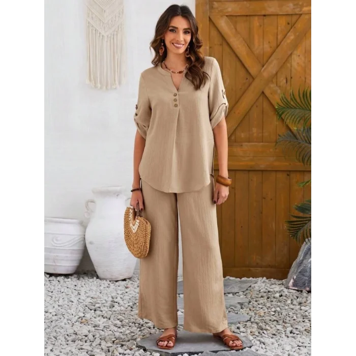 Kadın Kısa Kollu V Hakim Yaka Düğmeli Bürümcük Bluz Ve Pantolon Ikili Takım