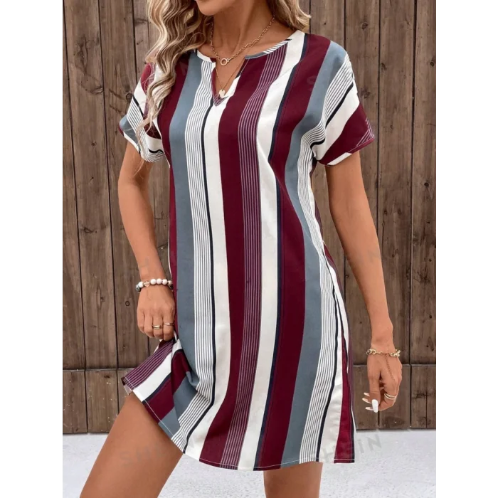 Kadın Kısa Kollu V Yakalı çizgi Baskılı Süprem Elbise