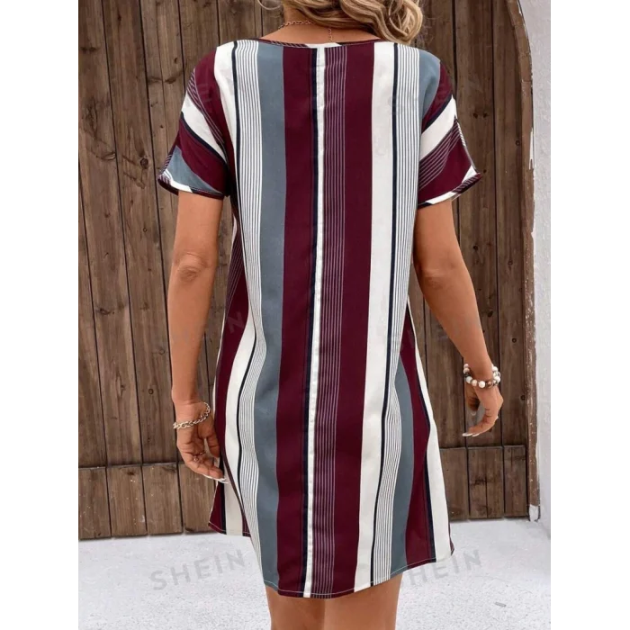 Kadın Kısa Kollu V Yakalı çizgi Baskılı Süprem Elbise