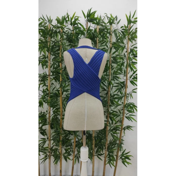 Kadın Kolsuz Sırt çapraz Detay Triko Bluz