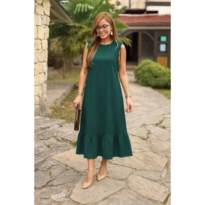 Kadın Omuzlardan Büzgülü Kayık Yaka Fırfırlı Janjan Krep Elbise