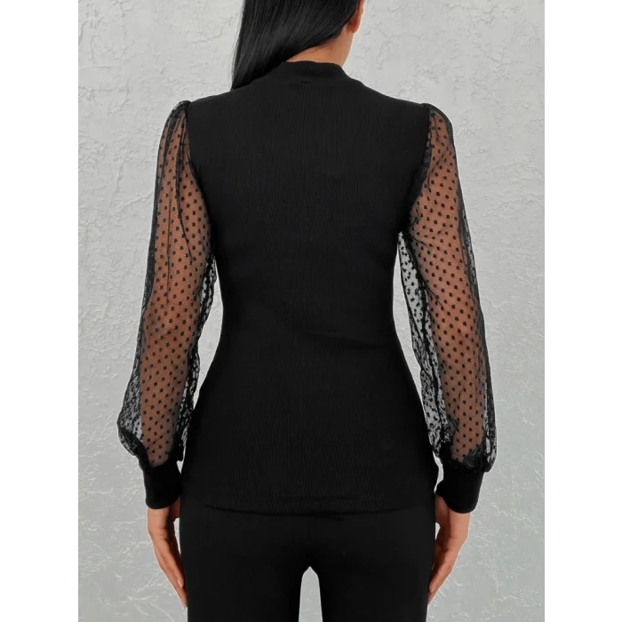 Kadın Siyah Kolu Tül Detaylı Yarım Balıkçı Kaşkorse Bluz