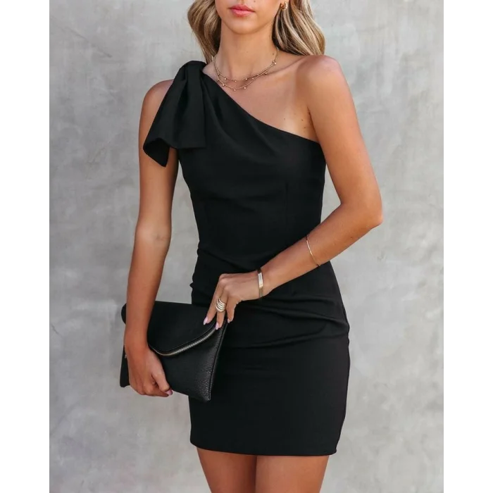 Kadın Tek Omuz Askılı Ek Parça Detay Mini Krep Elbise