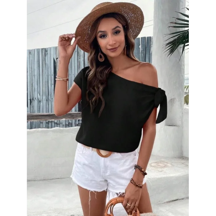 Kadın Tek Omuzu Açık Koldan Bağlamalı Janjan Krep Bluz