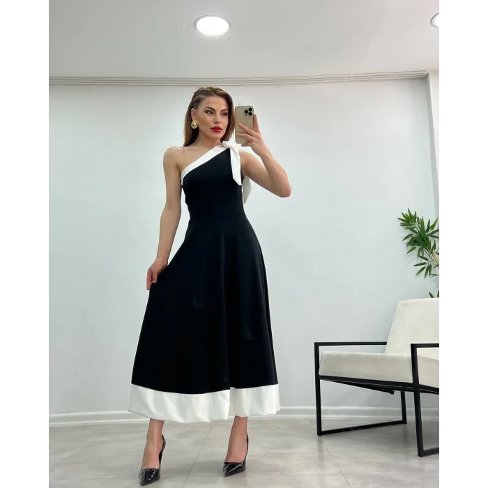 Kadın Tek Omuzu Açık Omuzlardan Kurdela Detaylı çift Renkli Ithal Krep Elbise