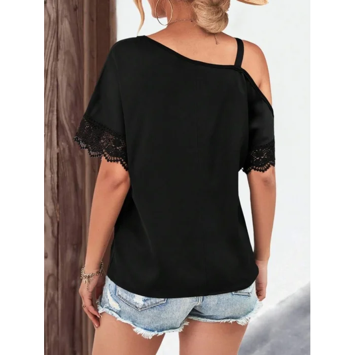 Kadın Tek Omuzu Askılı Kısa Kollu Toka Detaylı Dantelli Viskon Bluz