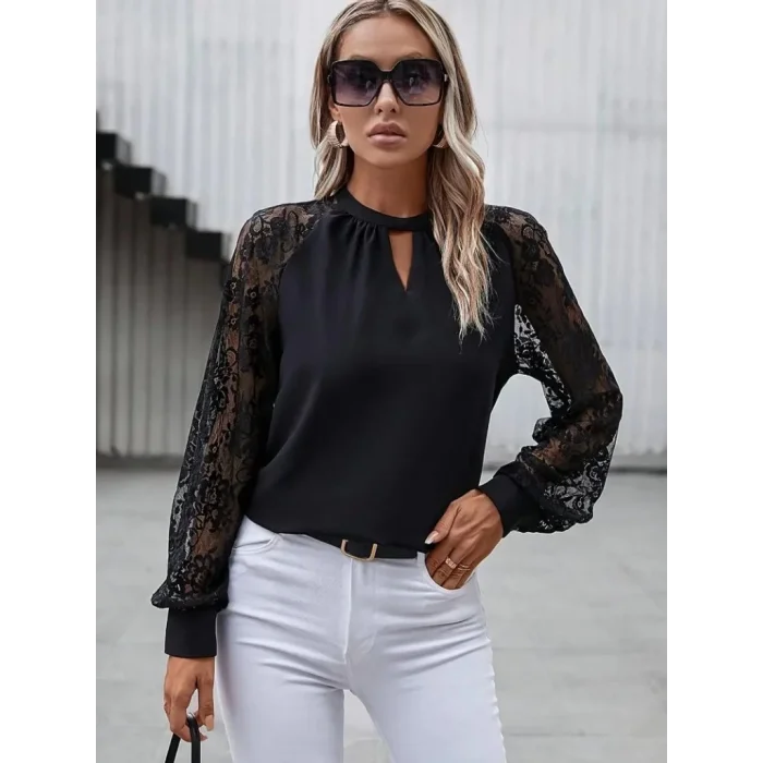 Kadın Uzun Dantel Kollu Yuvarlak Yakalı Sandy Bluz