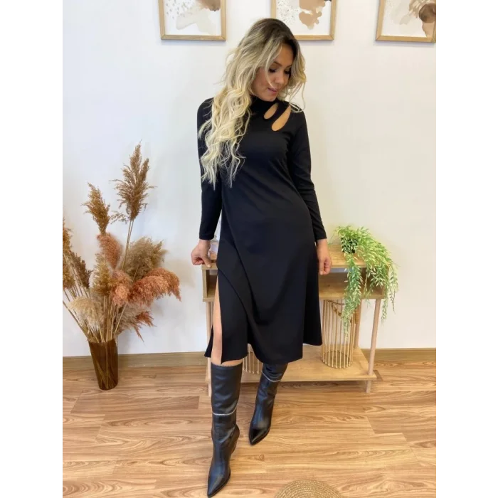 Kadın Uzun Kollu Balıkçı Yaka Omuzda Damla Detaylı Yırtmaçlı Krep Midi Elbise