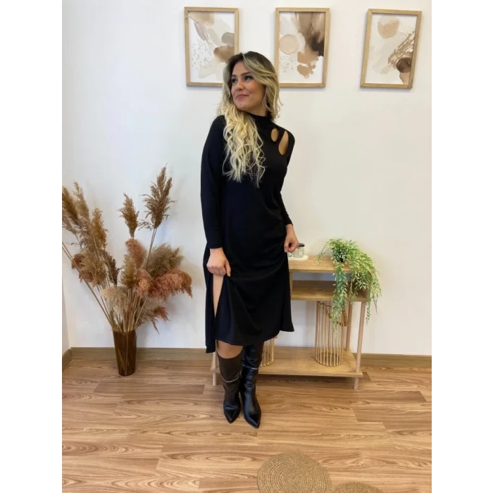 Kadın Uzun Kollu Balıkçı Yaka Omuzda Damla Detaylı Yırtmaçlı Krep Midi Elbise