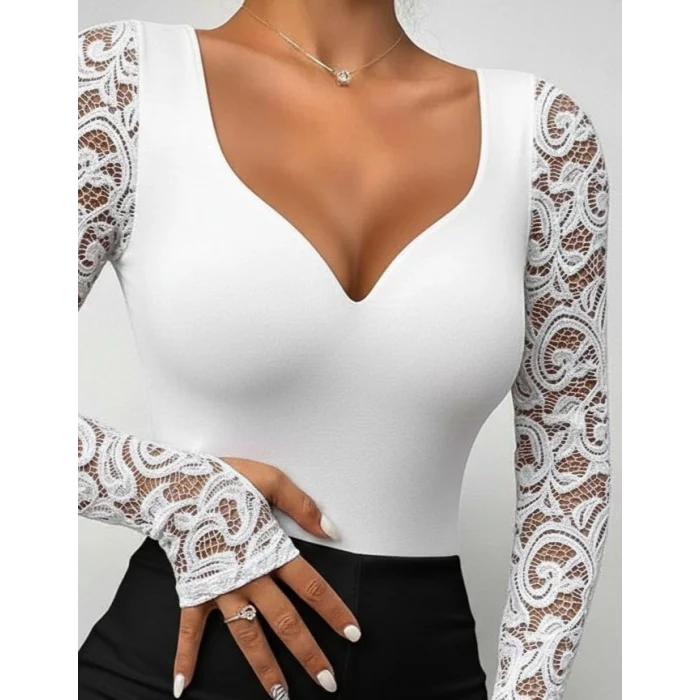 Kadın Uzun Kollu Dantelli Dekolte Detaylı Dalgıç Bluz