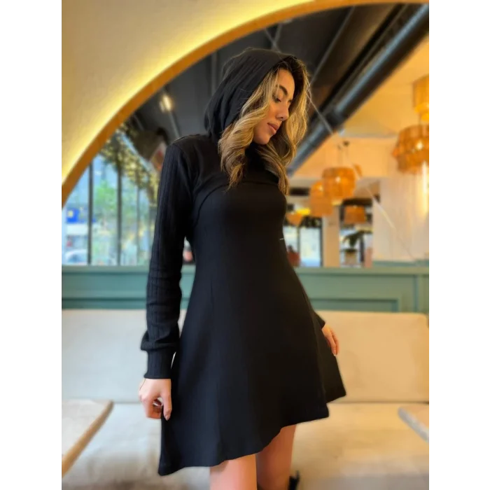 Kadın Uzun Kollu Kapüşonlu Ceket üst Ve Askısız Kare Yaka A Kesim şardonlu Kaşkorse Elbise