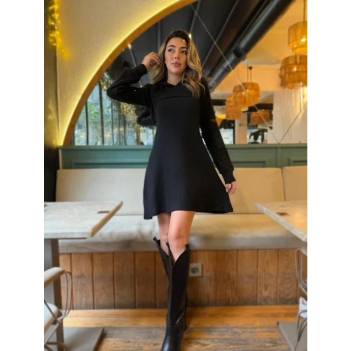 Kadın Uzun Kollu Kapüşonlu Ceket üst Ve Askısız Kare Yaka A Kesim şardonlu Kaşkorse Elbise