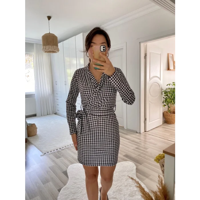 Kadın Uzun Kollu Kruvaze Yaka Bağlamalı Kemer Dalgıç Mini Boy Elbise