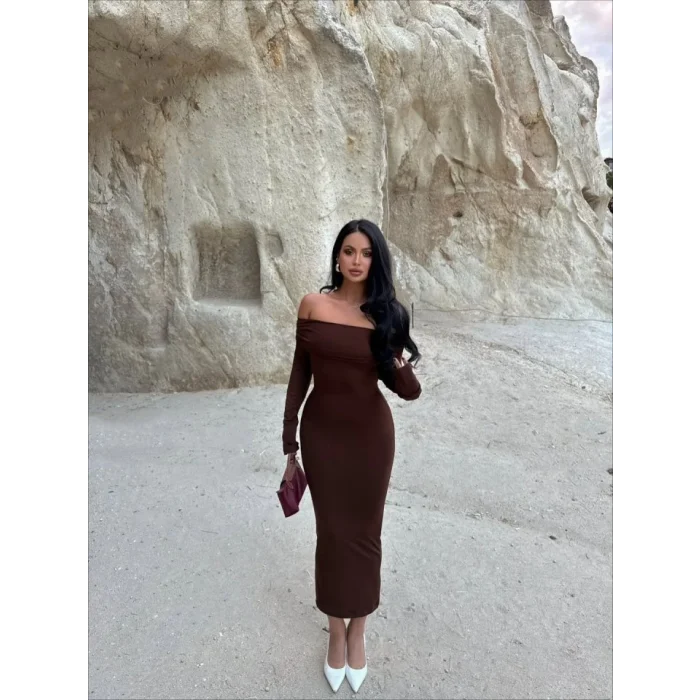 Kadın Uzun Kollu Madonna Yaka Midi Boy Elbise