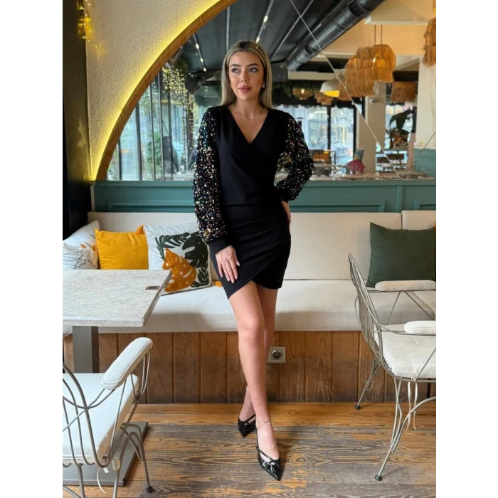 Kadın Uzun Kollu Pul Payetli Kruvaze Yaka Yandan Düğmeli Kısa Ithal Krep Elbise