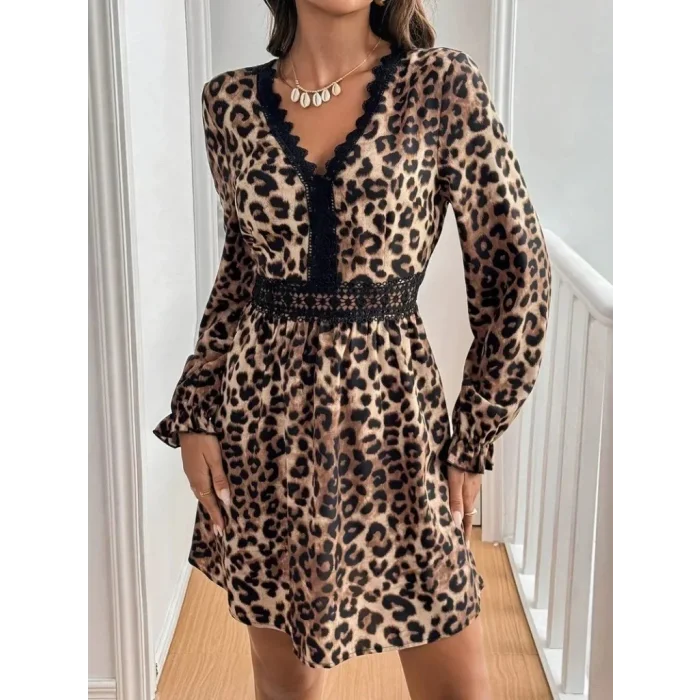 Kadın Uzun Kollu V Dantel Yakalı Leopar Desenli Modal Mini Elbise