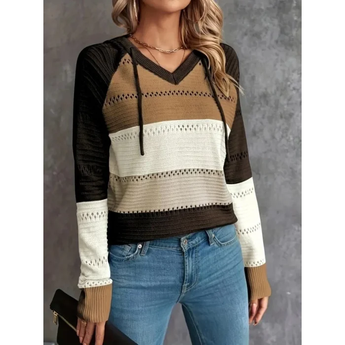 Kadın Uzun Kollu V Yakalı Bağcıklı Kapşonlu Triko Bluz