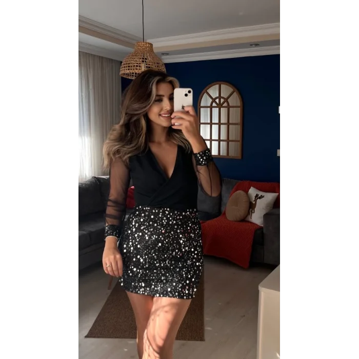 Kadın Uzun Kollu V Yakalı üst Krep Alt Payet Kısa Elbise