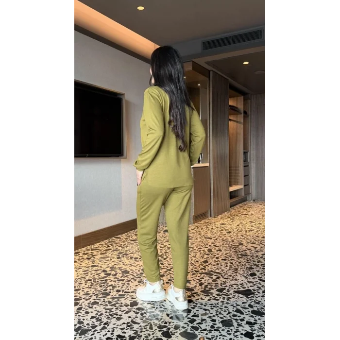 Kadın V Yaka Bluz Ve Pantolon Ikili Takım