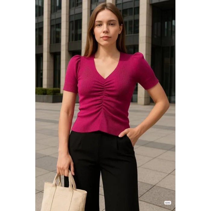 Kadın V Yaka Önü Büzgü Detaylı Triko Bluz