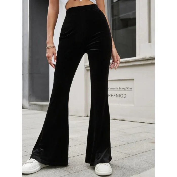 Kadın Yüksek Bel Paçaya Doğru Genişleyen Kadife Pantolon