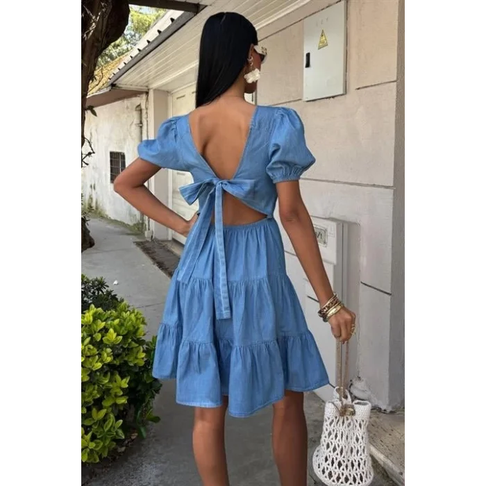 Kare Yakalı Ve Gipe Detaylı Tensel Elbise 2883