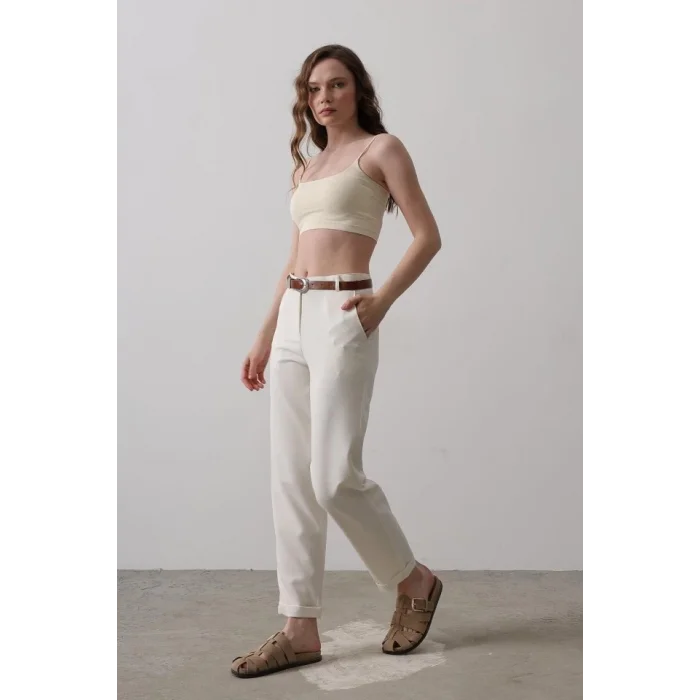 Kemerli Havuç Pantolon - Ekru