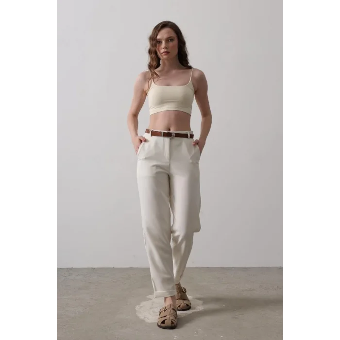 Kemerli Havuç Pantolon - Ekru
