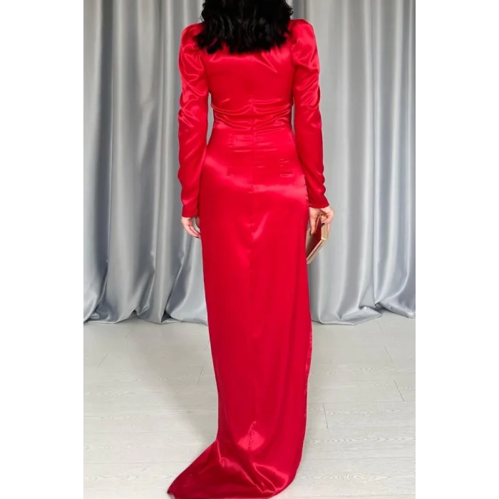 Kırmızı Göğsü Kuplu Yırtmaçlı Elbise