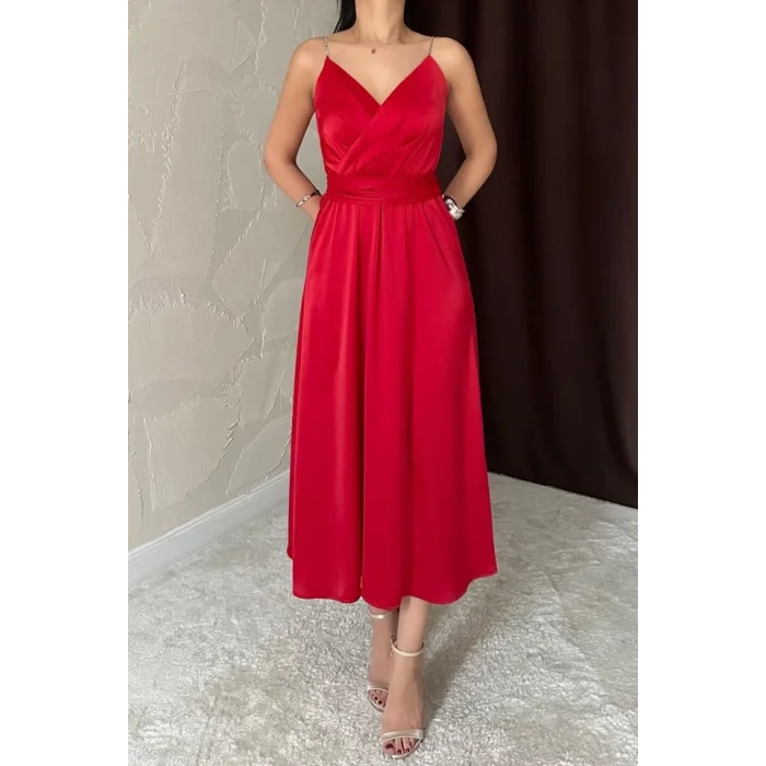 Kırmızı Taş Askılı Prenses Elbise