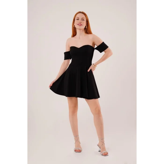 Kol Detaylı Straplez Siyah Mini Elbise